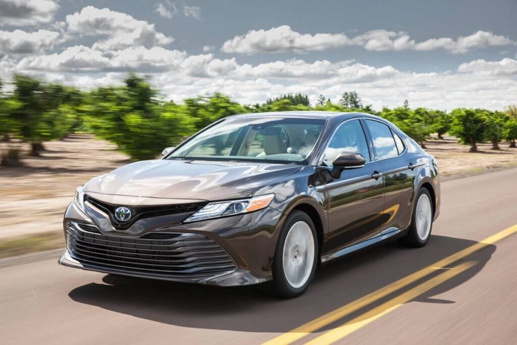 Dịch vụ cho thuê xe Camry