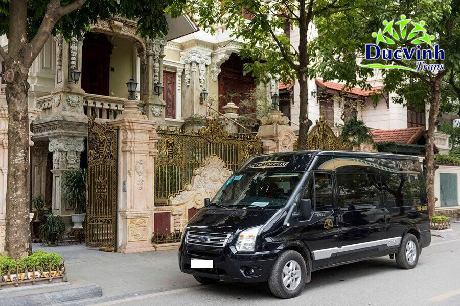 Cho thuê xe Dcar Limousine 9 chỗ theo tháng