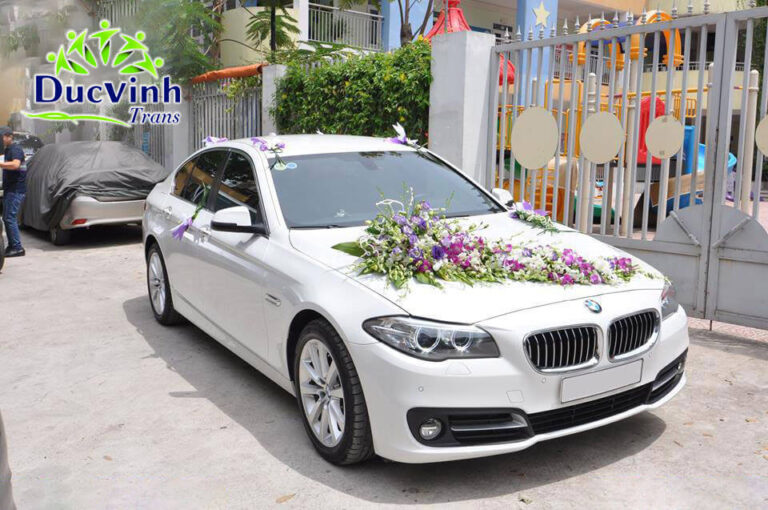Cho thuê xe cưới BMW 523i màu trắng