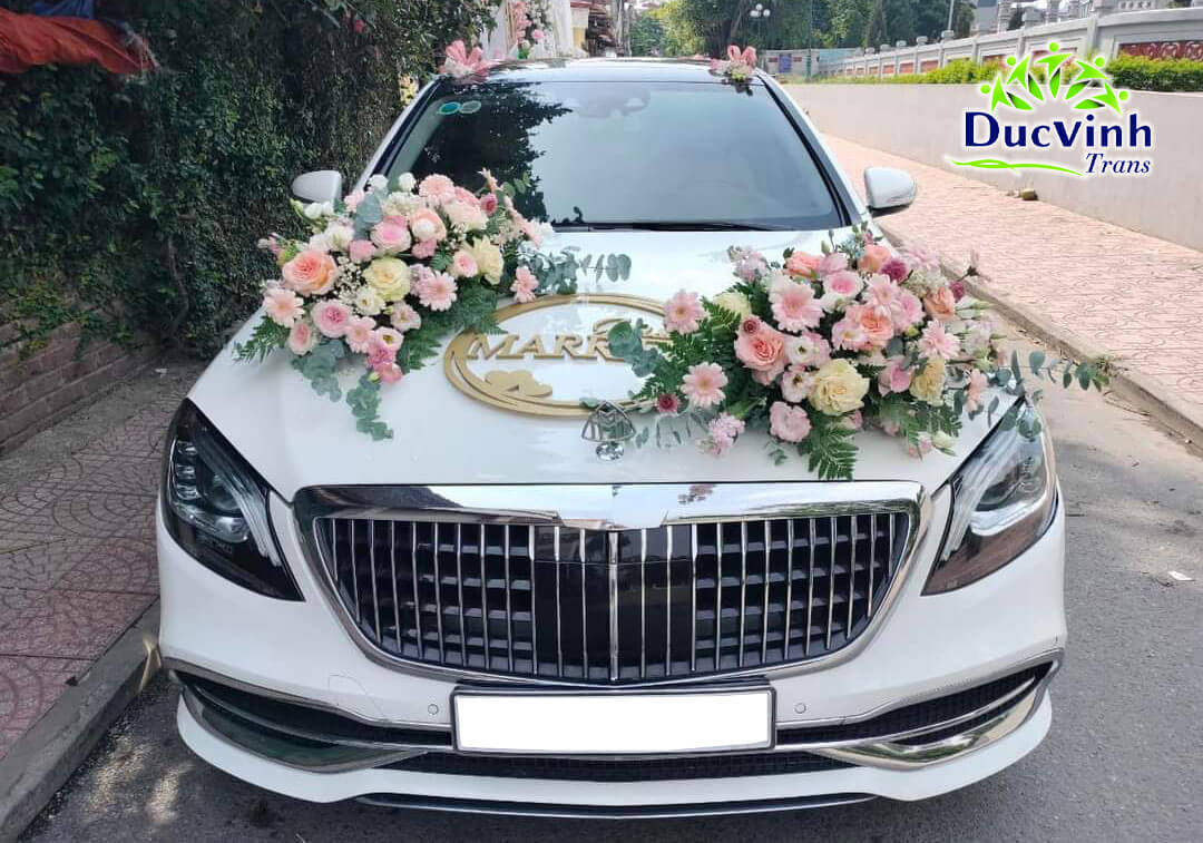Hình ảnh xe cưới siêu sang Mercedes S600 Maybach màu trắng