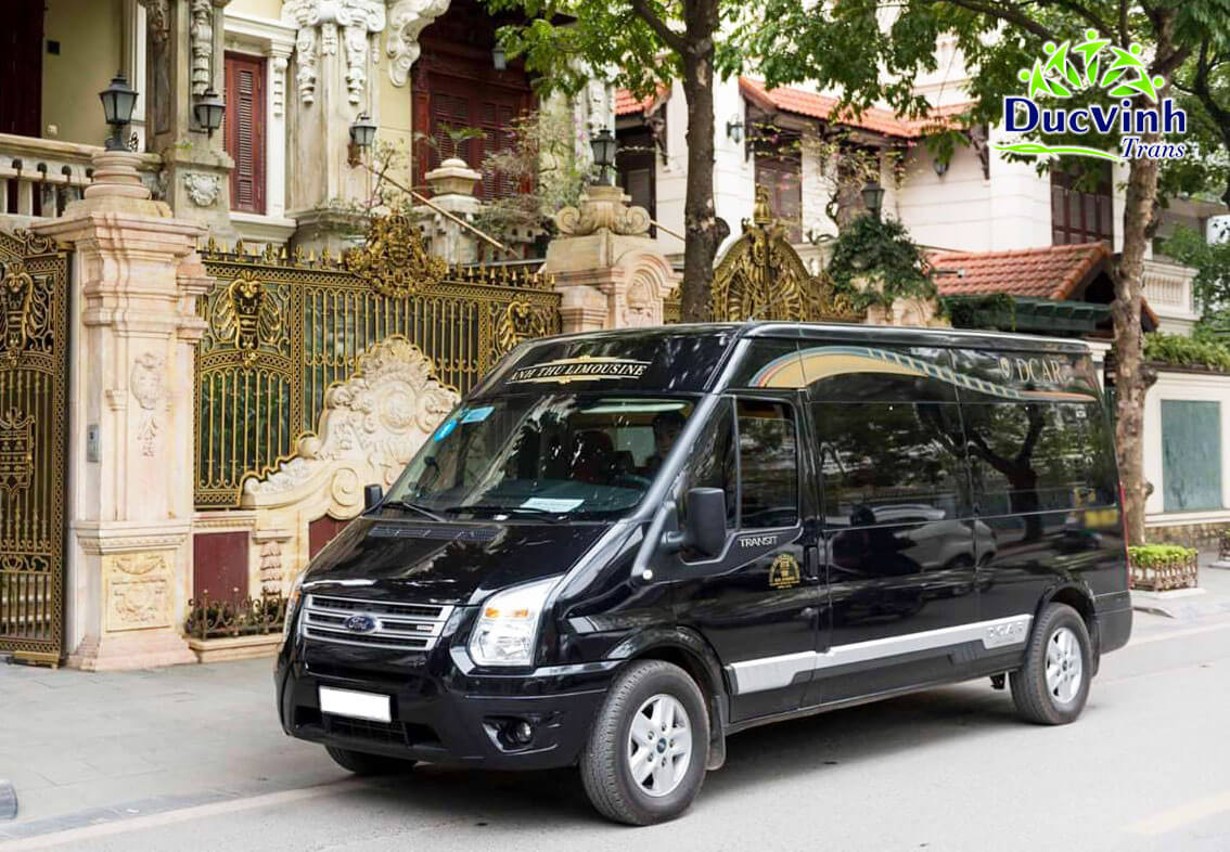 Cho thuê xe dẫn dâu Dcar Limousine 9 chỗ