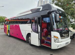 Cho thuê xe du lịch 45 chỗ Thaco