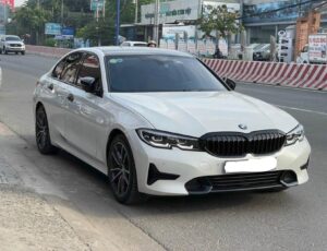 Cho Thuê Xe BMW 320i Hạng Sang