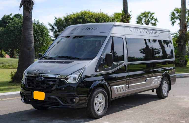 Cho Thuê Xe Dcar Limousine 9 Chỗ Ford Transit