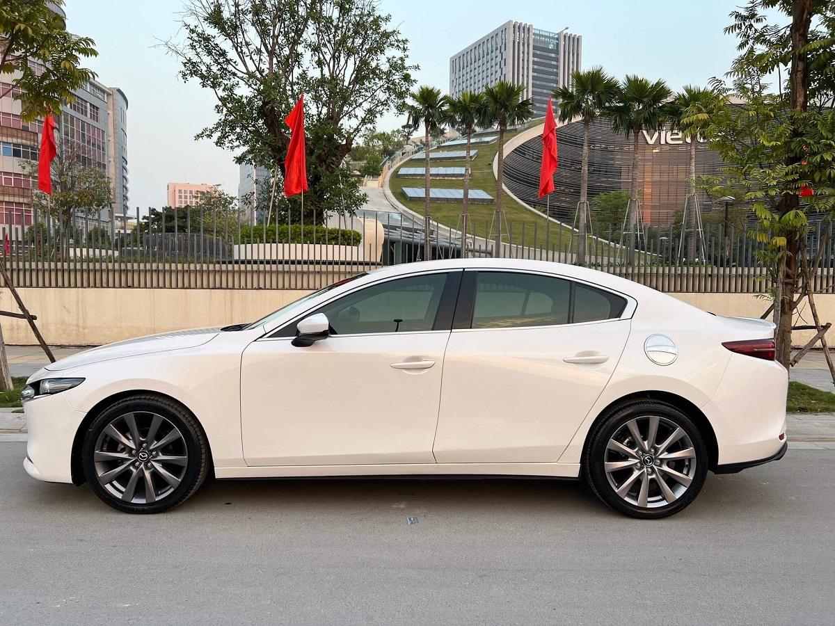 Bảng giá dich vụ cho thuê xe Mazda 3 Hà Nội