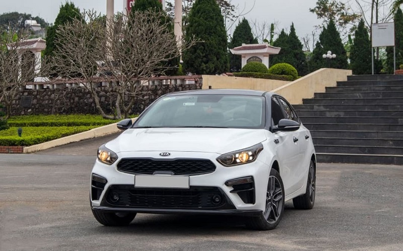 Dịch vụ cho thuê xe KIA Cerato 