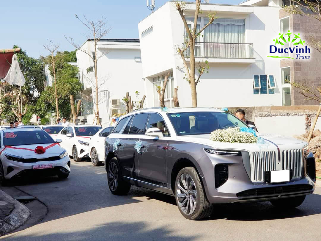 Cho Thuê Xe Cưới Hongqi HS9 Sang Trọng