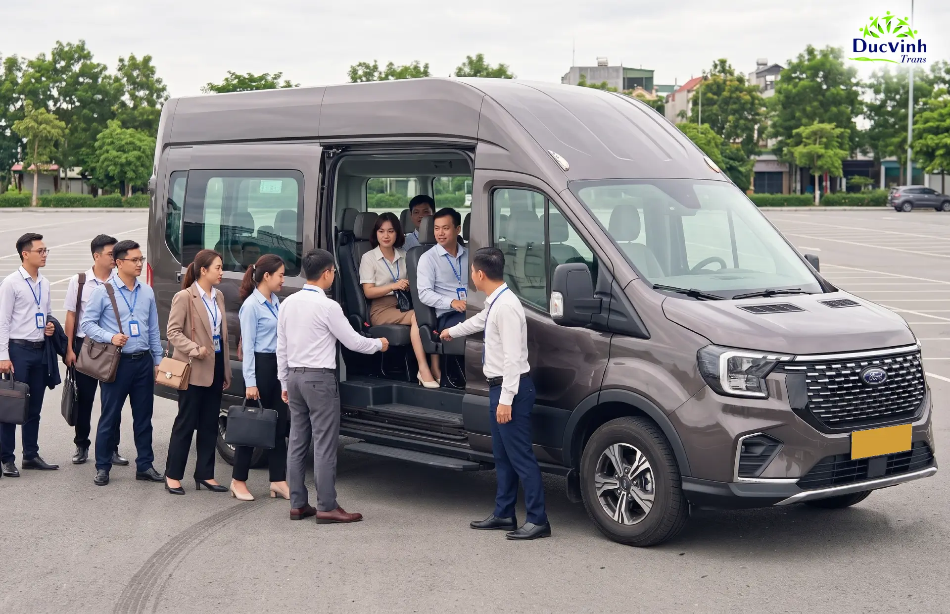 Cho Thuê Xe 16 Chỗ Đưa Đón Nhân Viên