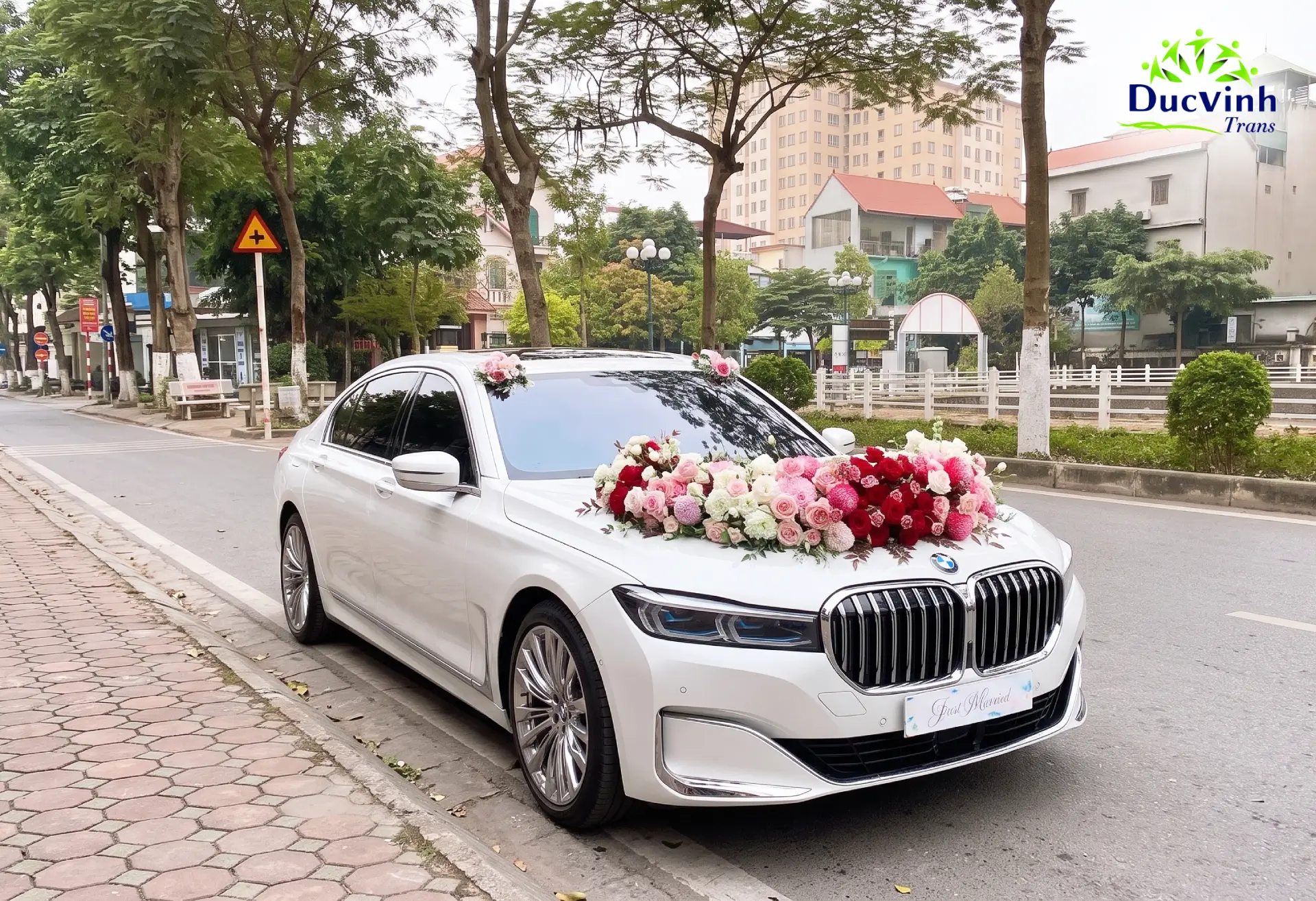 Cho Thuê Xe Cưới BMW 730Li Sang Trọng