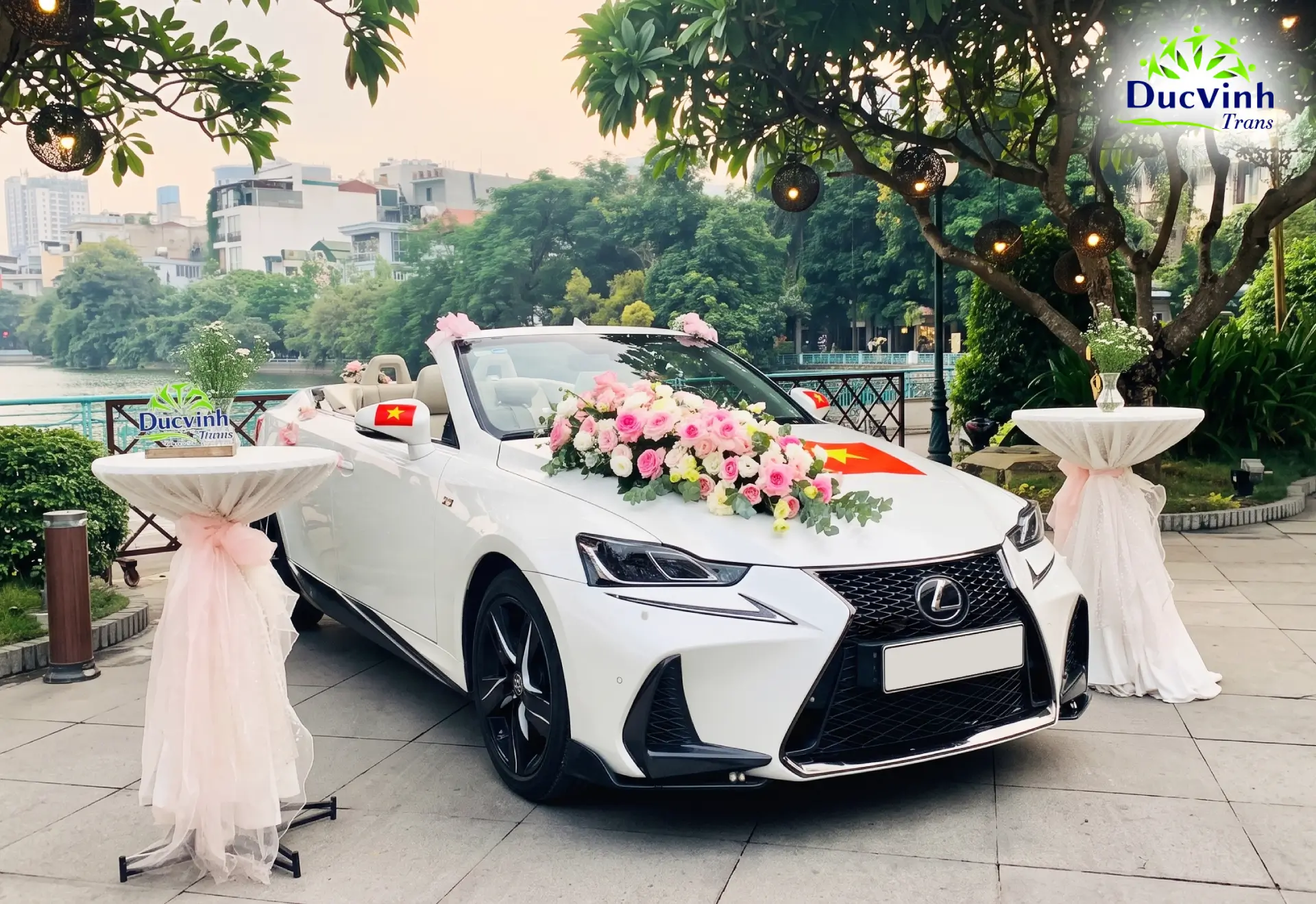 Cho Thuê Xe Cưới Lexus IS250 Mui Trần