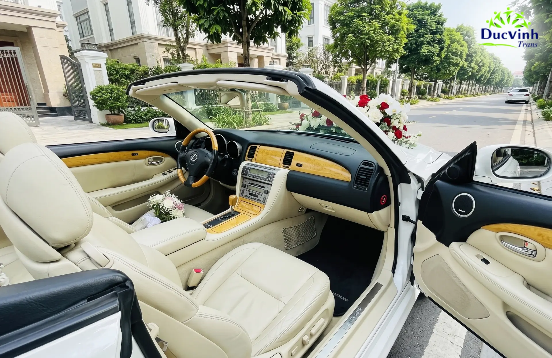 Cho Thuê Xe Cưới Lexus SC Mui Trần